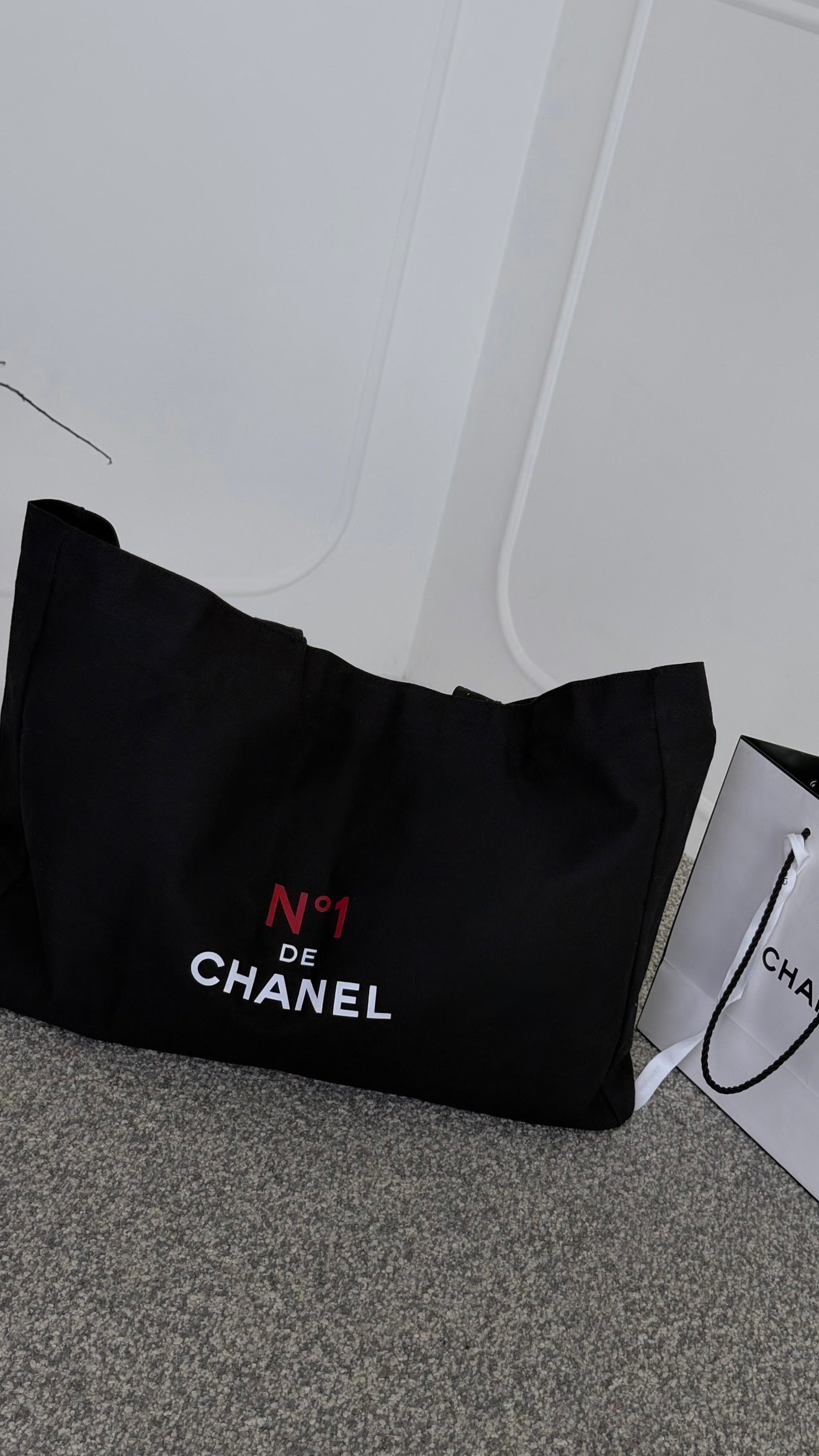 Chanel shopper bag