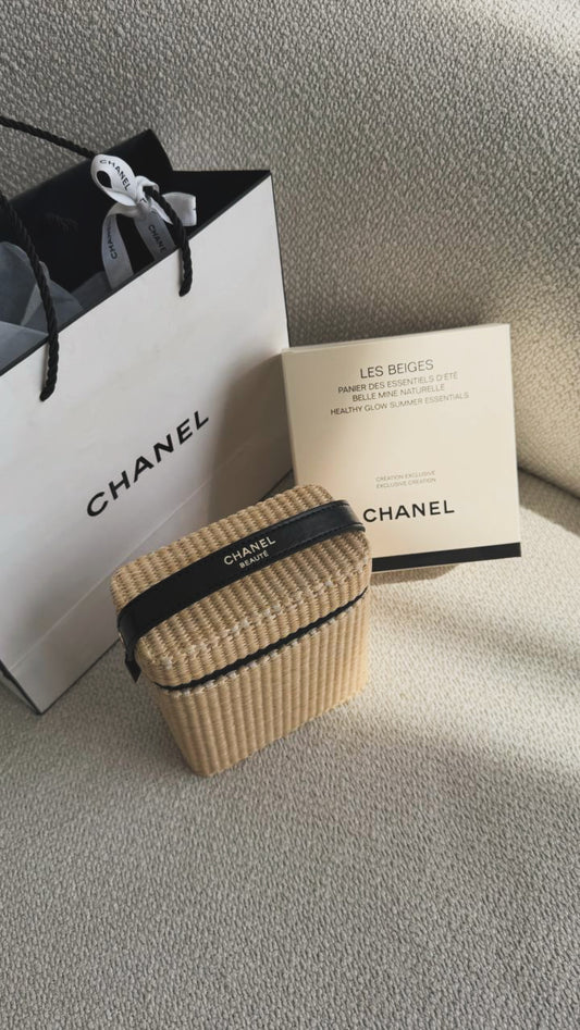 Chanel pouch