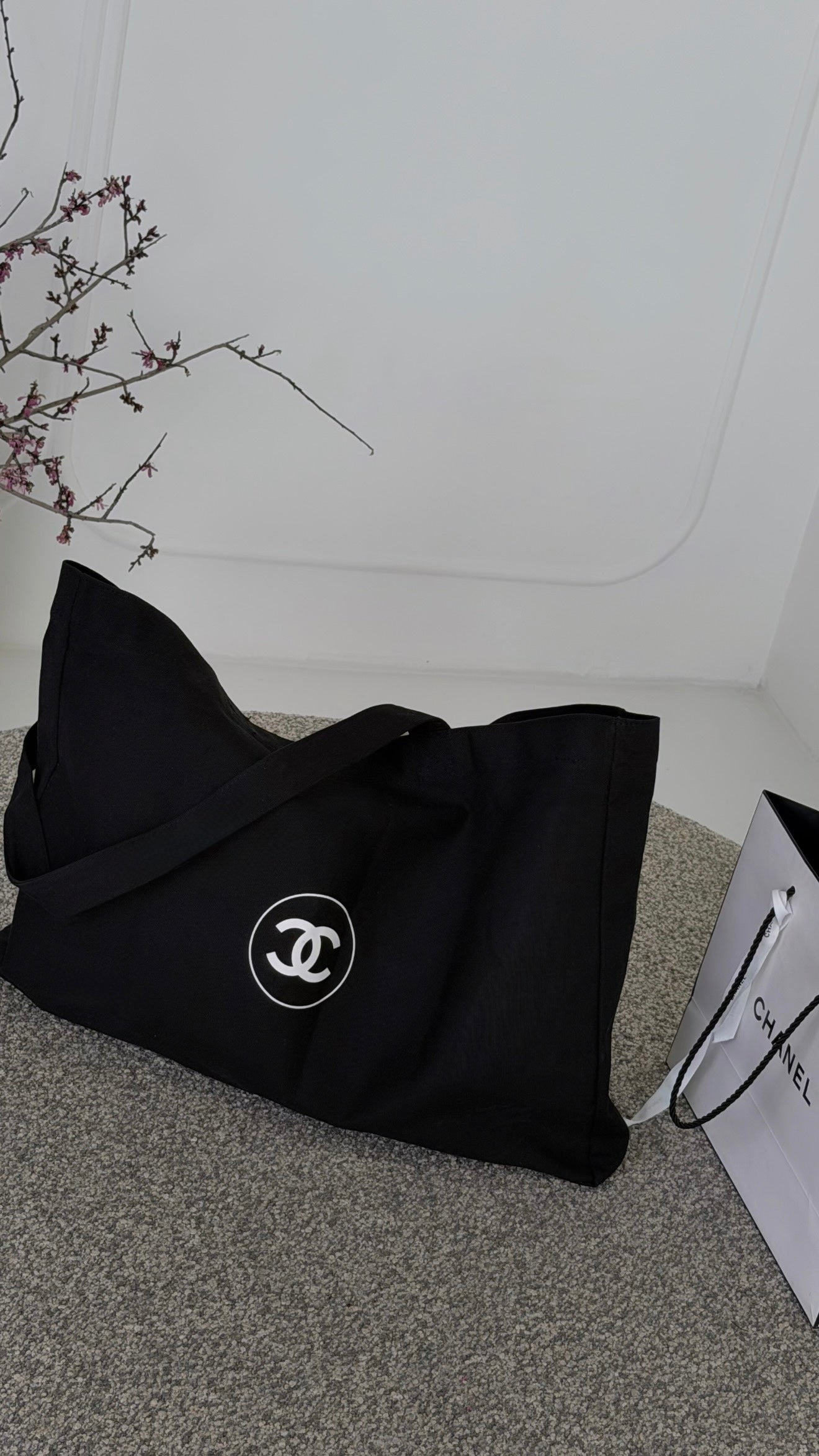 Chanel shopper bag